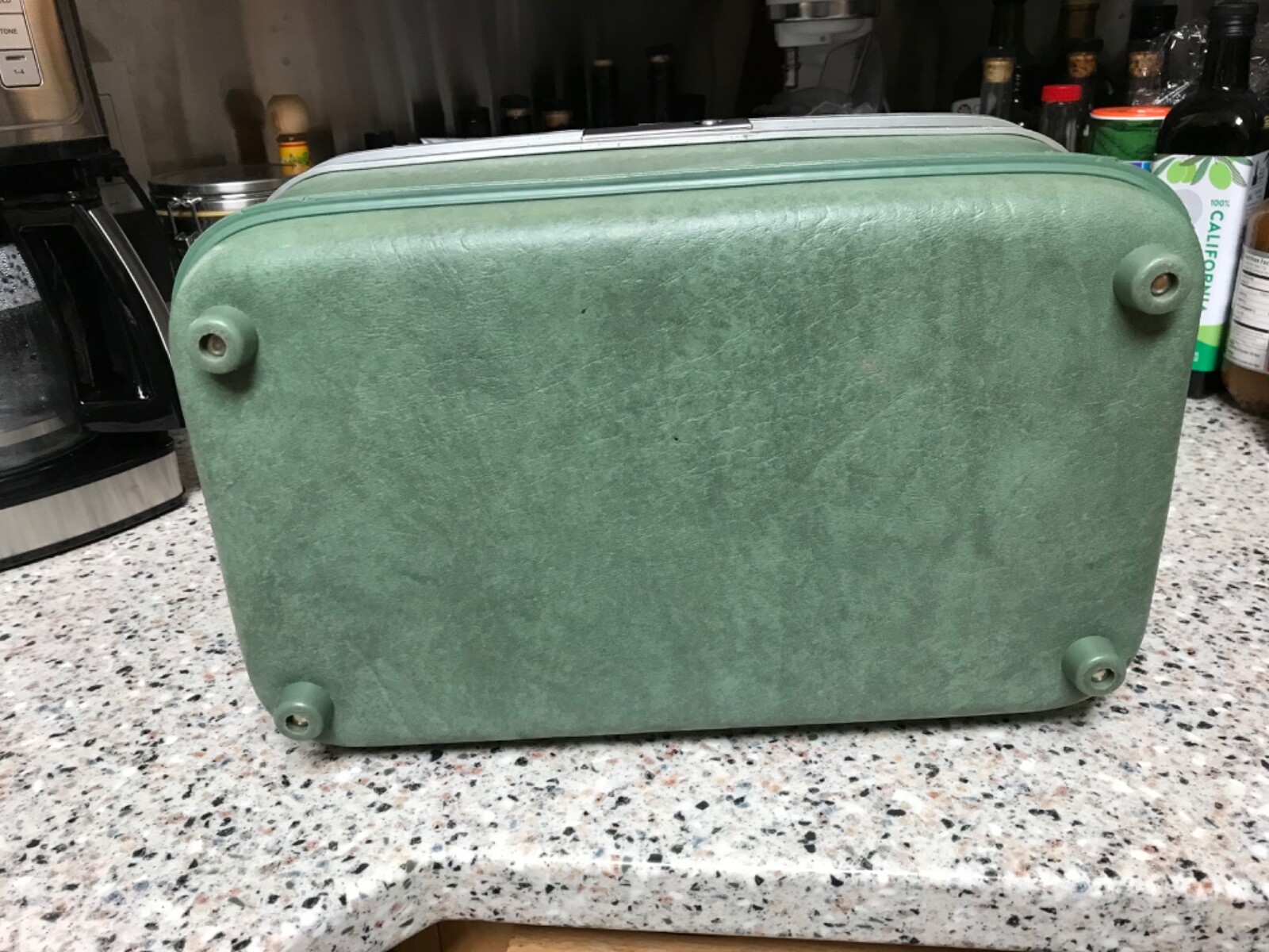 VINTAGE AIRWAY GREEN VANITY TRAIN SUITCASE LUGGAGE MAKE-UP BAG OVERNIGHT KEYS