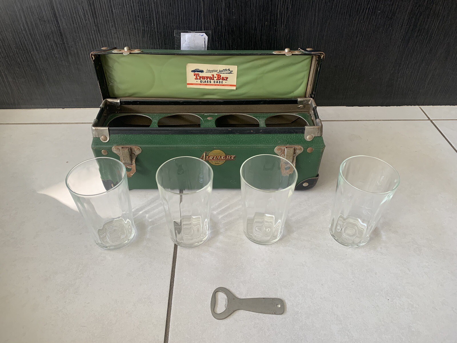 Vintage 1940’s Airlight Travel Bar
