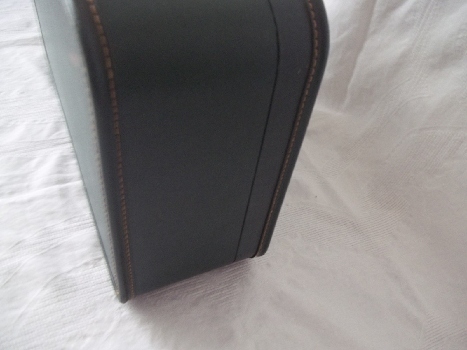 VINTAGE Dark Green 21″Carry On Luggage With Key