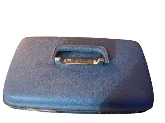 Samsonite Blue Train Case With Mirror Tray and Key Vintage