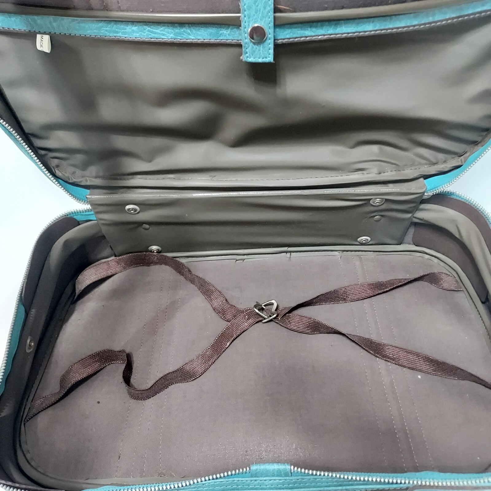 Vintage World Traveler Suitcase Soft Case Carrier Mid-Century Blue W/Lock & Keys