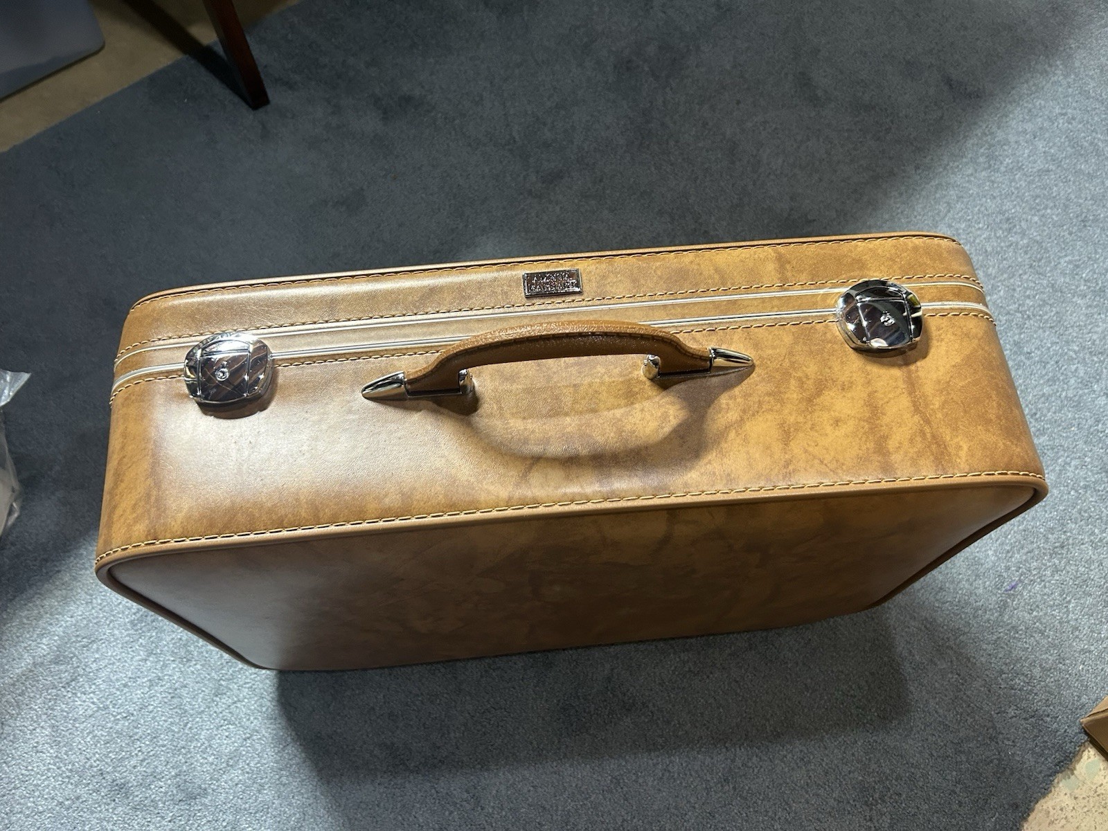 Vintage Amelia Earhart Brown 24” Jr. Pullman Luggage Suitcase W/keys & Box