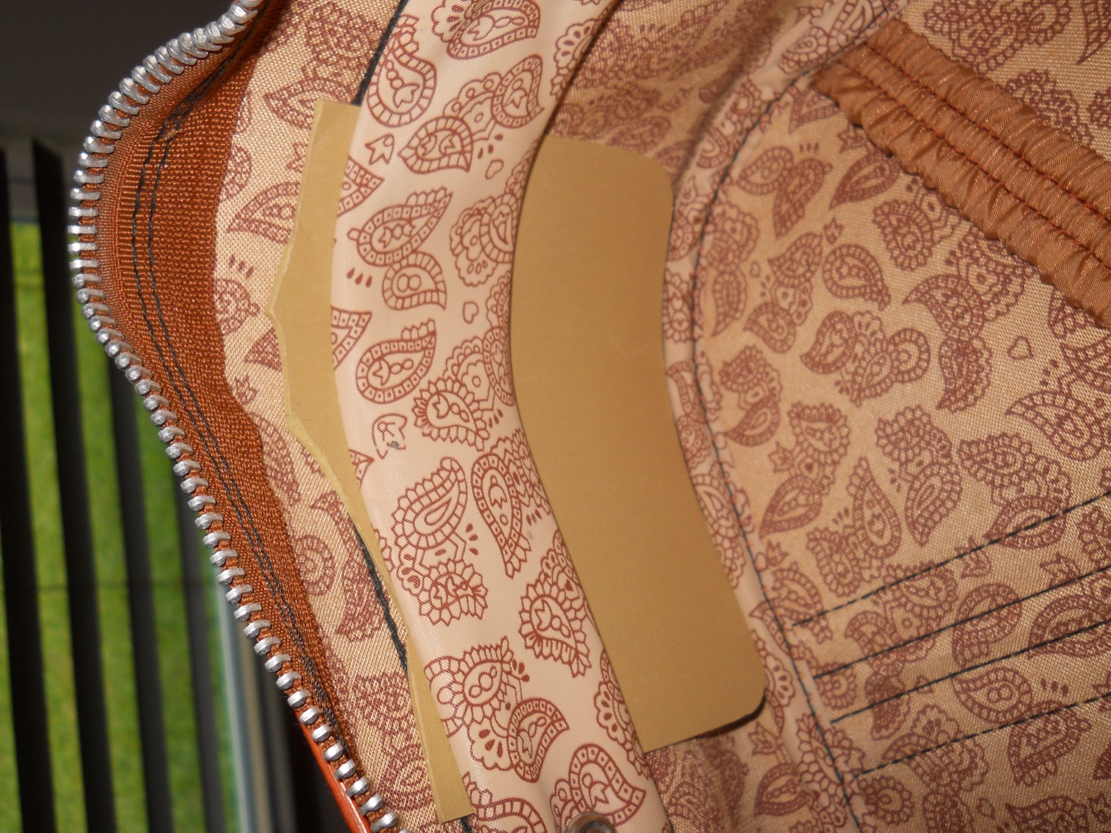 Vintage 1970’s Tan 3 piece Soft Sided Luggage Suitcase Nesting Set