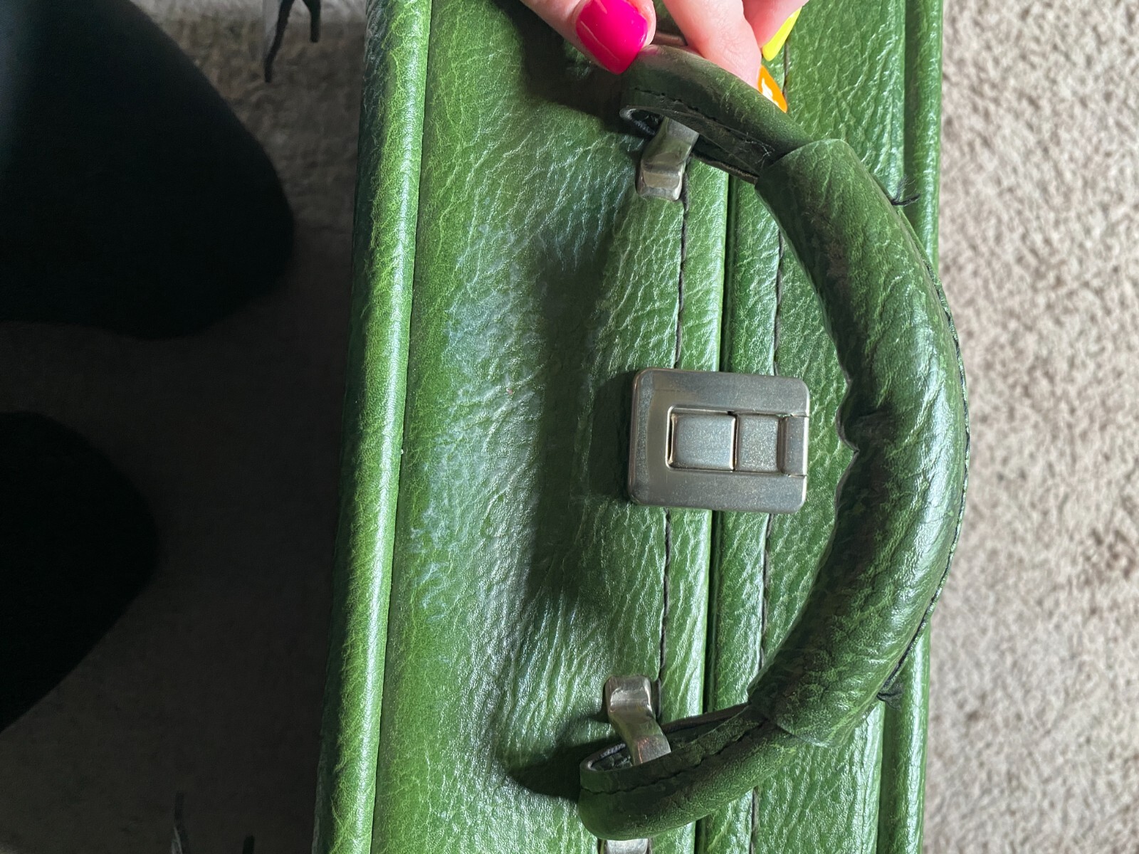 True 1970s Vintage Green Suitcase, Double Buckle, Fleur de lis Lining, Very Good