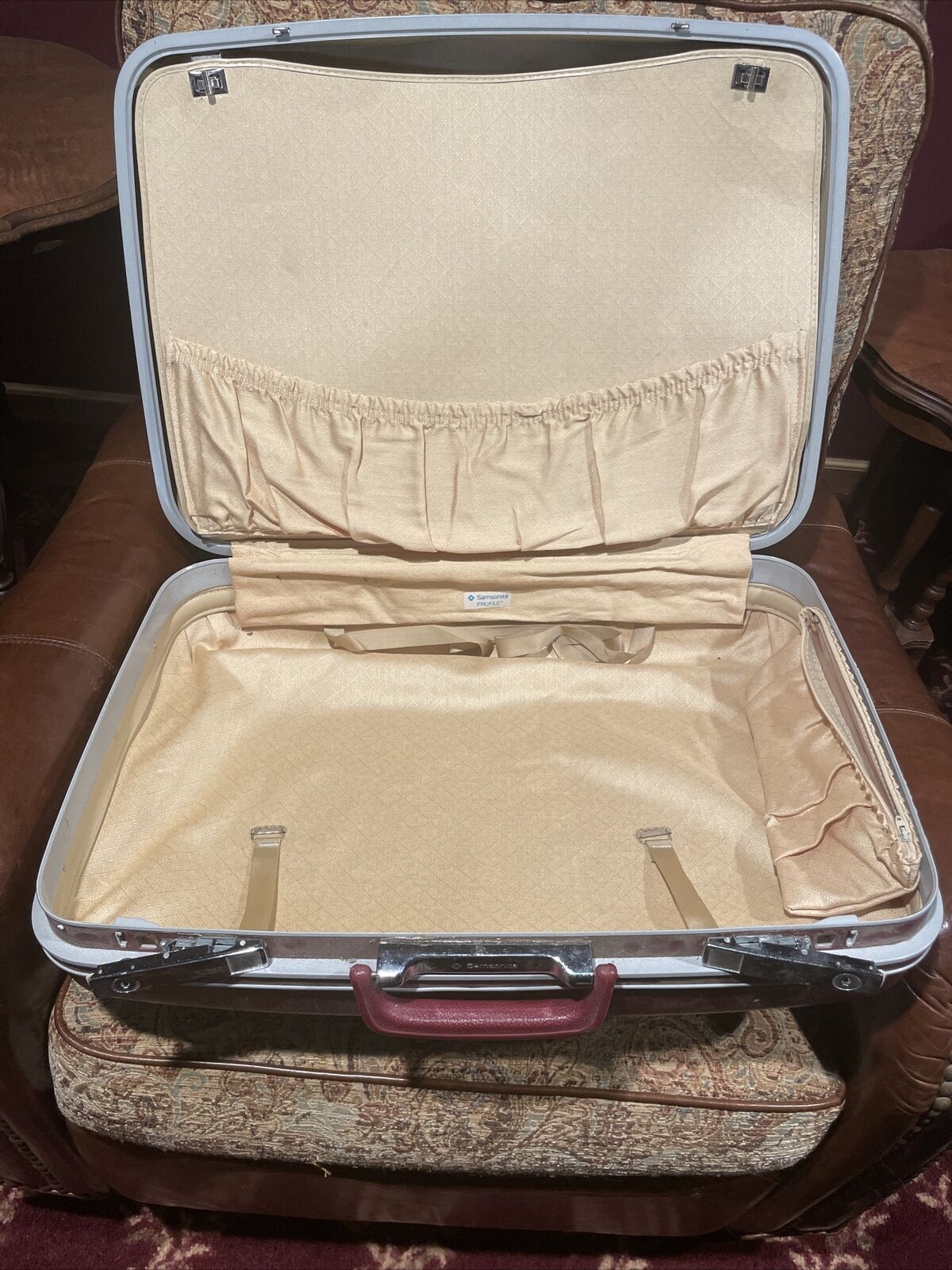 Vintage Samsonite Profile piece luggage Burgandy 22”