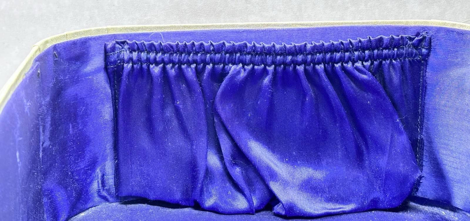 Vintage Durite Amazon Train Case Cream with Purple Satin Interior Mid Century