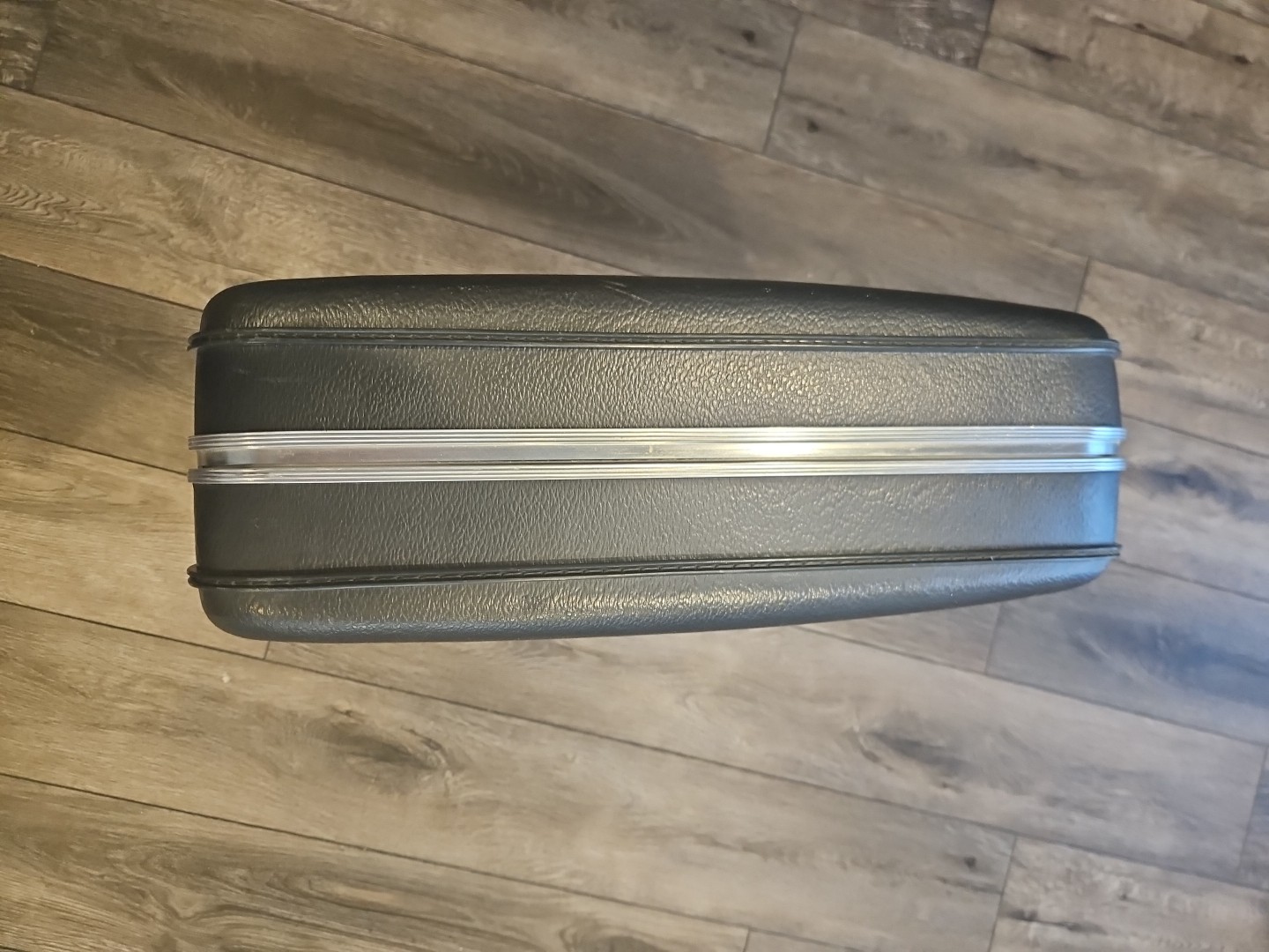 Vintage Hard Shell Airway Suitcase Early 20th Century 25×19×6 Black Luggage