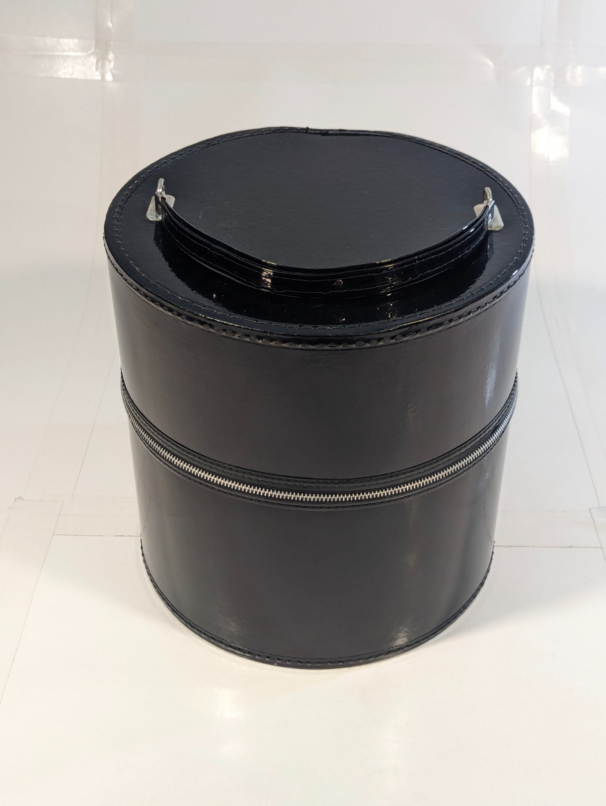 Vintage Italy Black Patent Leather Wig Hat Box Zipper Handle Travel Case Large