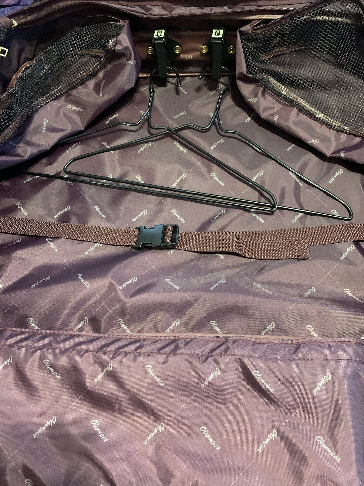 NewVintage Olympia Hanging Folding Travel Garment Bag Handle Strap Pocket 44×23”