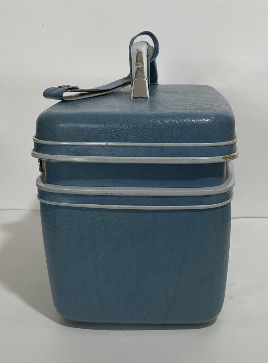 Vintage Blue Samsonite Sentry Hard Train Make up Case w/ Full Mirror no Tray EUC