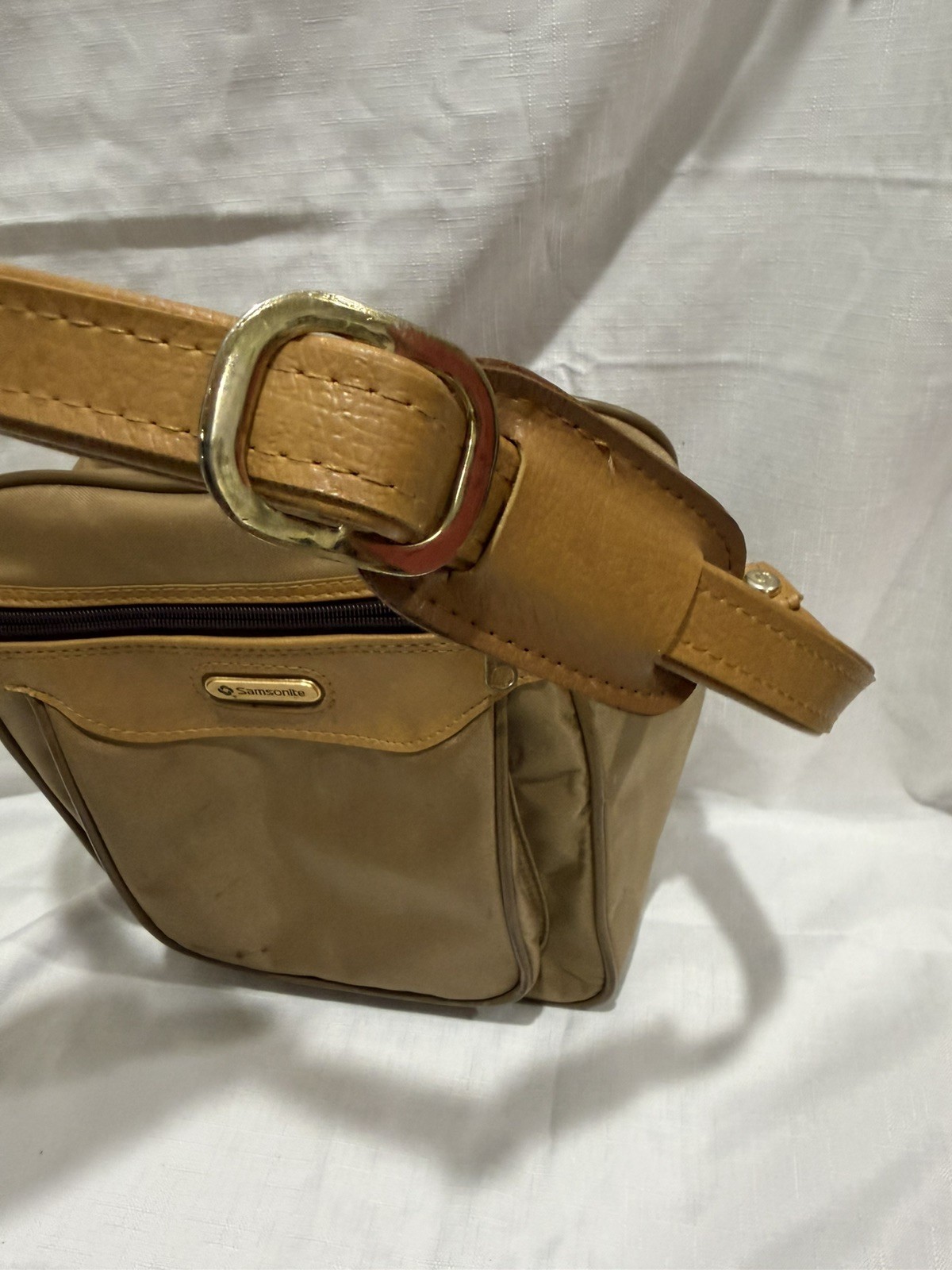 Y2K Tan Crossbody Nylon Travel Bag Shoulder Organizer Vintage Vtg 80s 90s