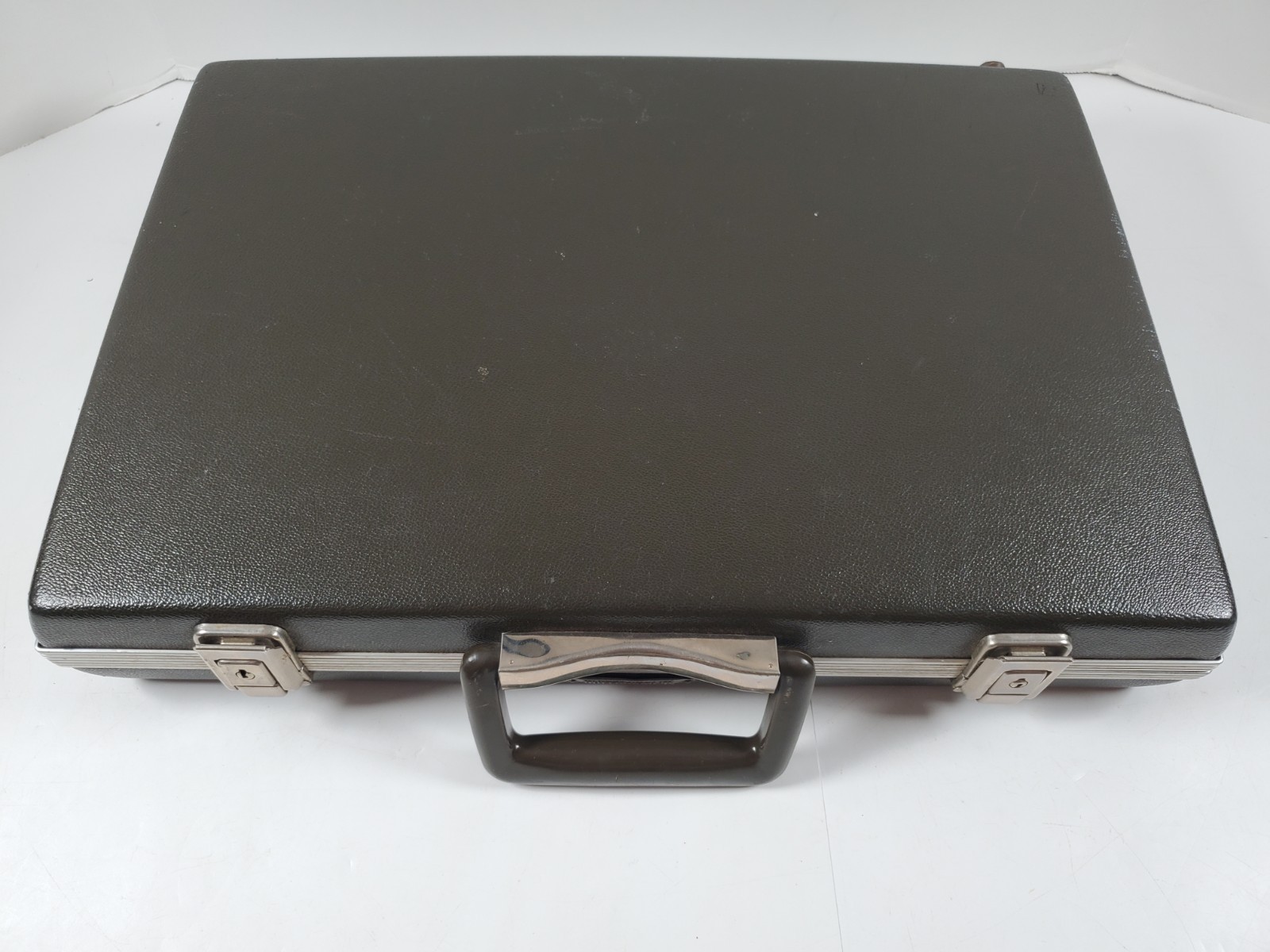 Vintage Maximillian Dark Gray Hardshell Attache Briefcase Ultra Super Slim