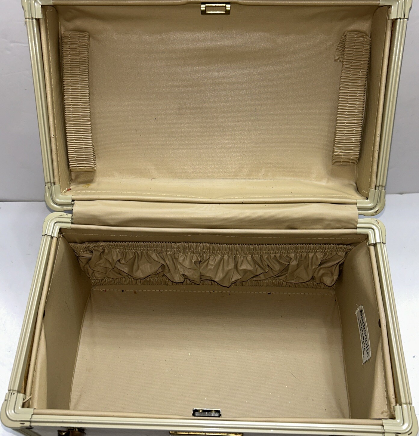 Vintage Samsonite Schwayder Bros. Streamlite Train Case 4512 Marbled Beige 1950s