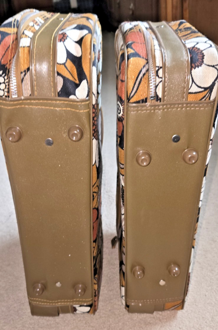 PAIR VTG 60’s Floral Hippie Flower Power MCM Canvas Suitcase Retro Groovy KEYS!