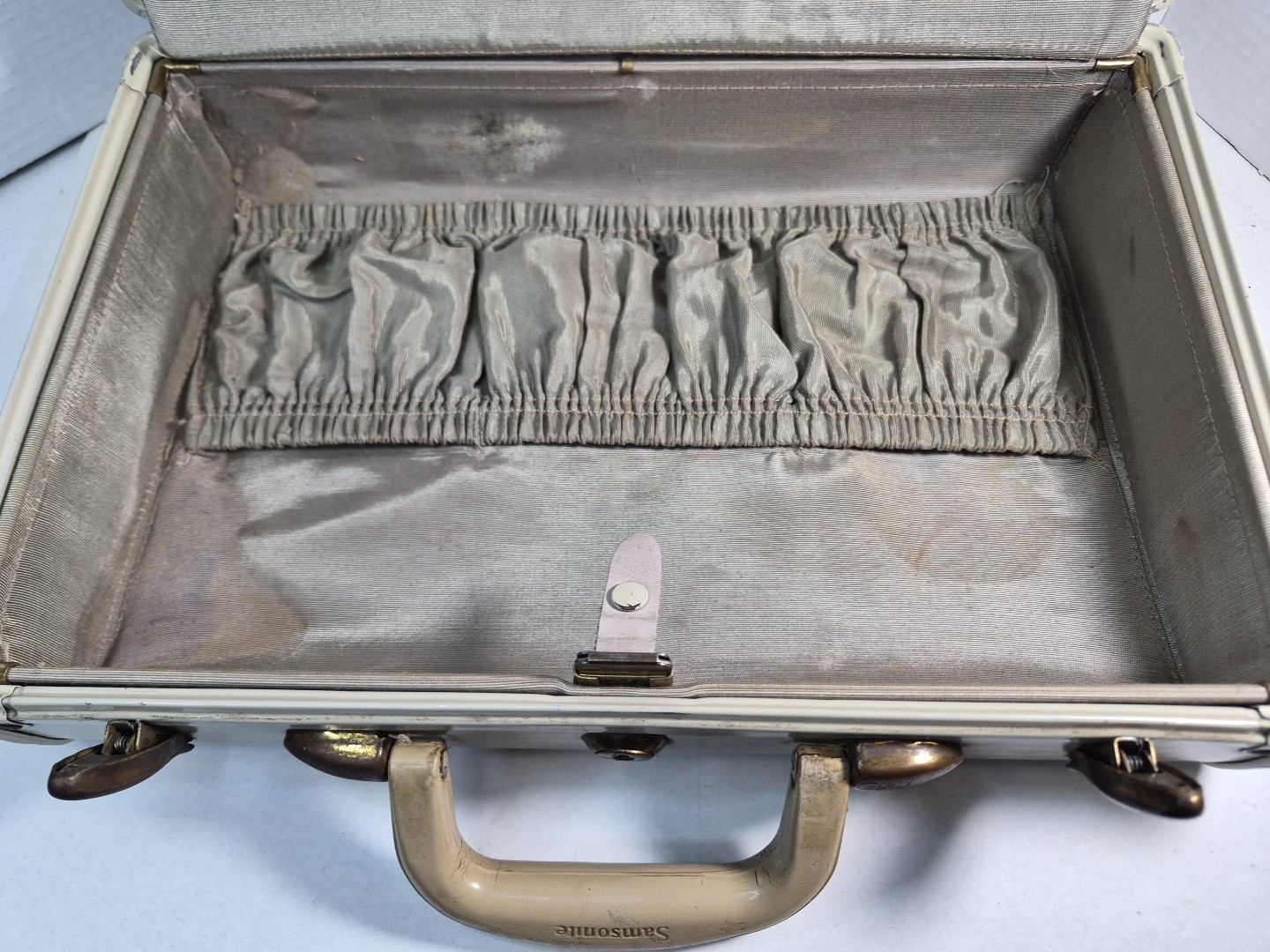 VTG 1950s Samsonite Shwayder Marble Cream Vanity Hardcase Luggage W/ Mirror Key