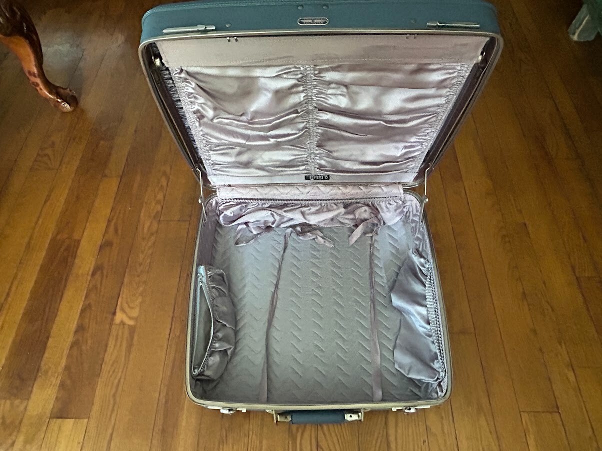 1960s Blue American Tourister Tri-Taper Hard Luggage Suitcase Wardrofold Hangers