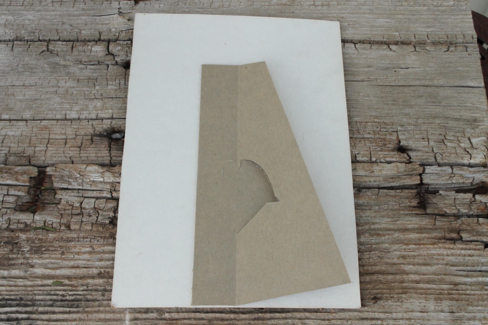 ~~~ VINTAGE AMITY TRIMLINE TRAVEL KIT CARDBOARD STORE DISPLAY ~~~