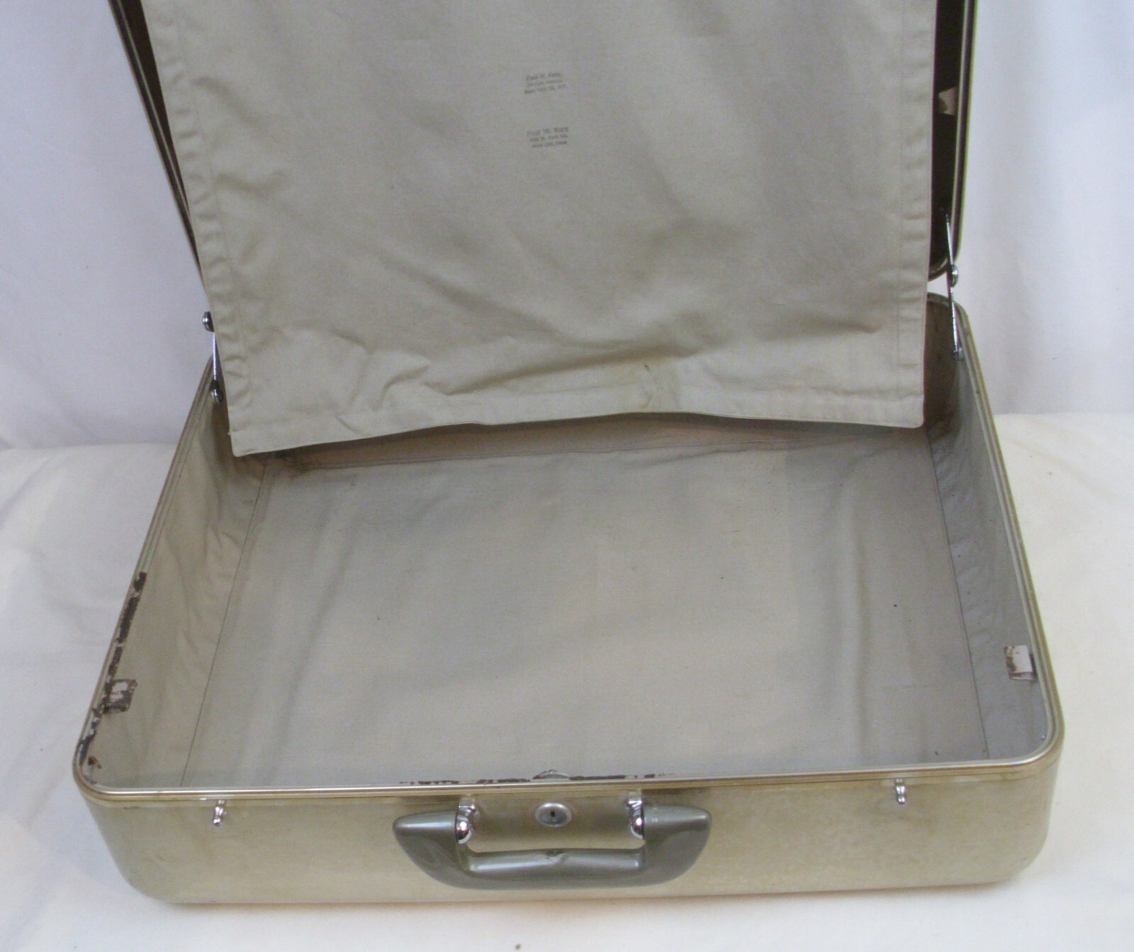 HALLIBURTON VINTAGE ALUMINUM METAL LUGGAGE SUITCASE