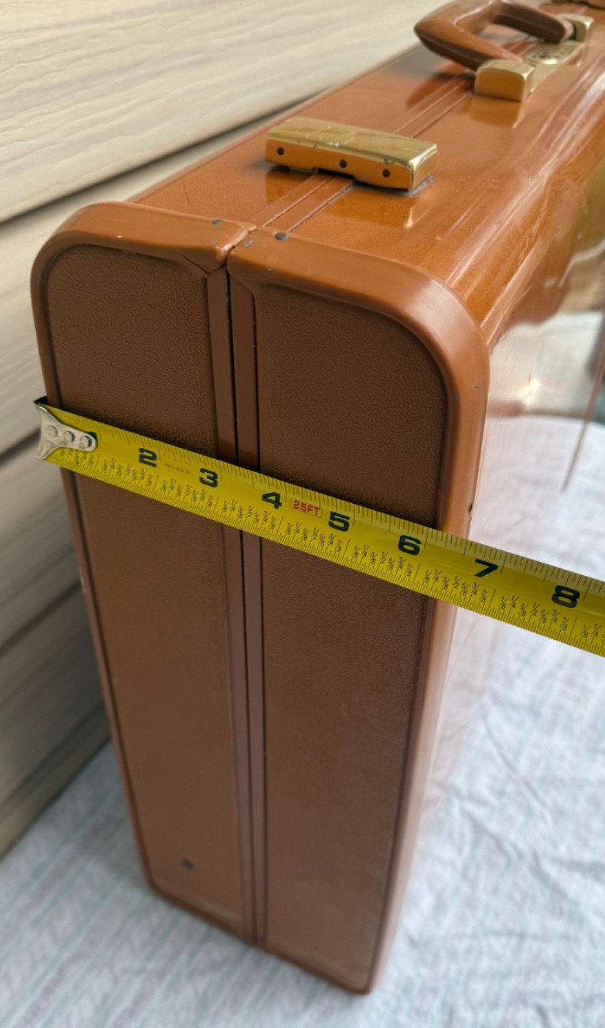Samsonite Shwayder Bros 24” Leather Hard Shell Suitcase Luggage Vtg w/ 2 Hangers