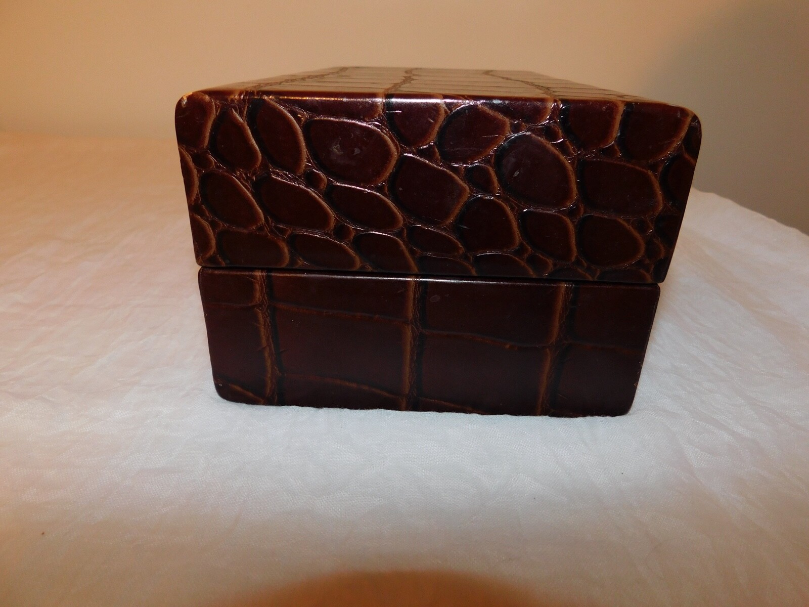 Vintage Shortrip Leather Vanity/Makeup Travel Case Top Grain Cowhide croc-look