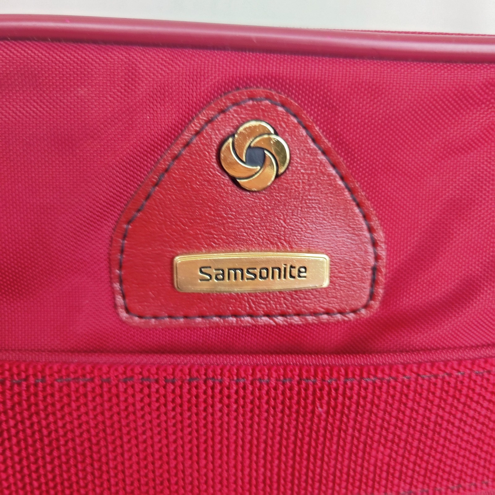 New Samsonite Vintage Overnight Shoulder Travel Flight Bag Adjustable Strap