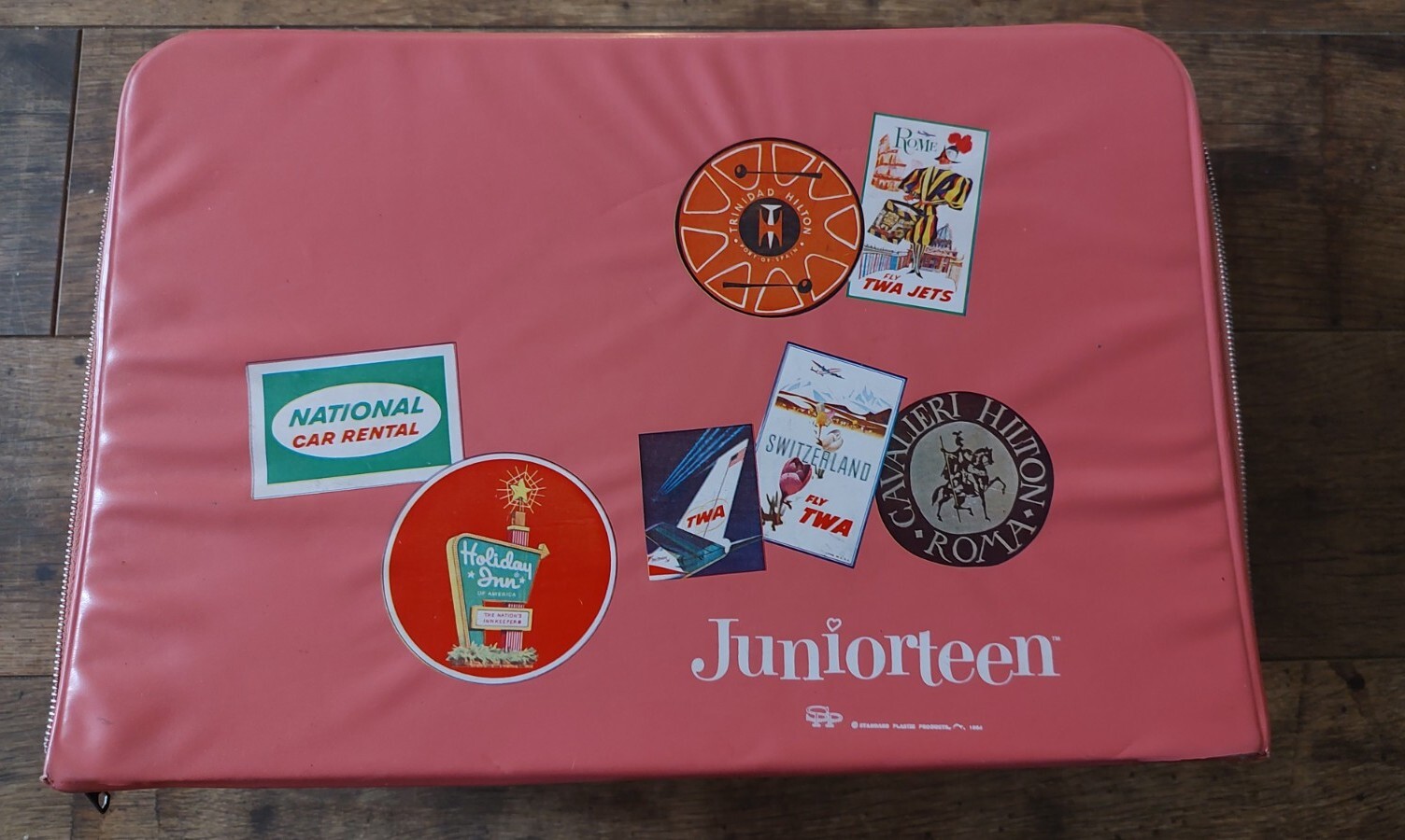 Vintage 1964 Juniorteen Suitcase Luggage Pink Travel TWA Hilton Standard Plast.