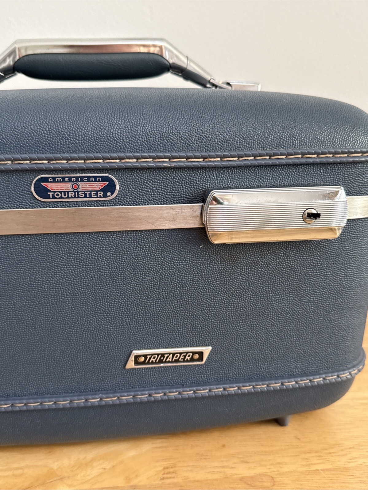 Vintage American Tourister Case With Key Blue Train Carry On Tri Taper