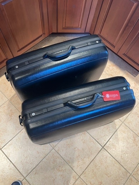 Vintage (1993) SAMSONITE “Silhouette 5” Rolling Luggage – Black