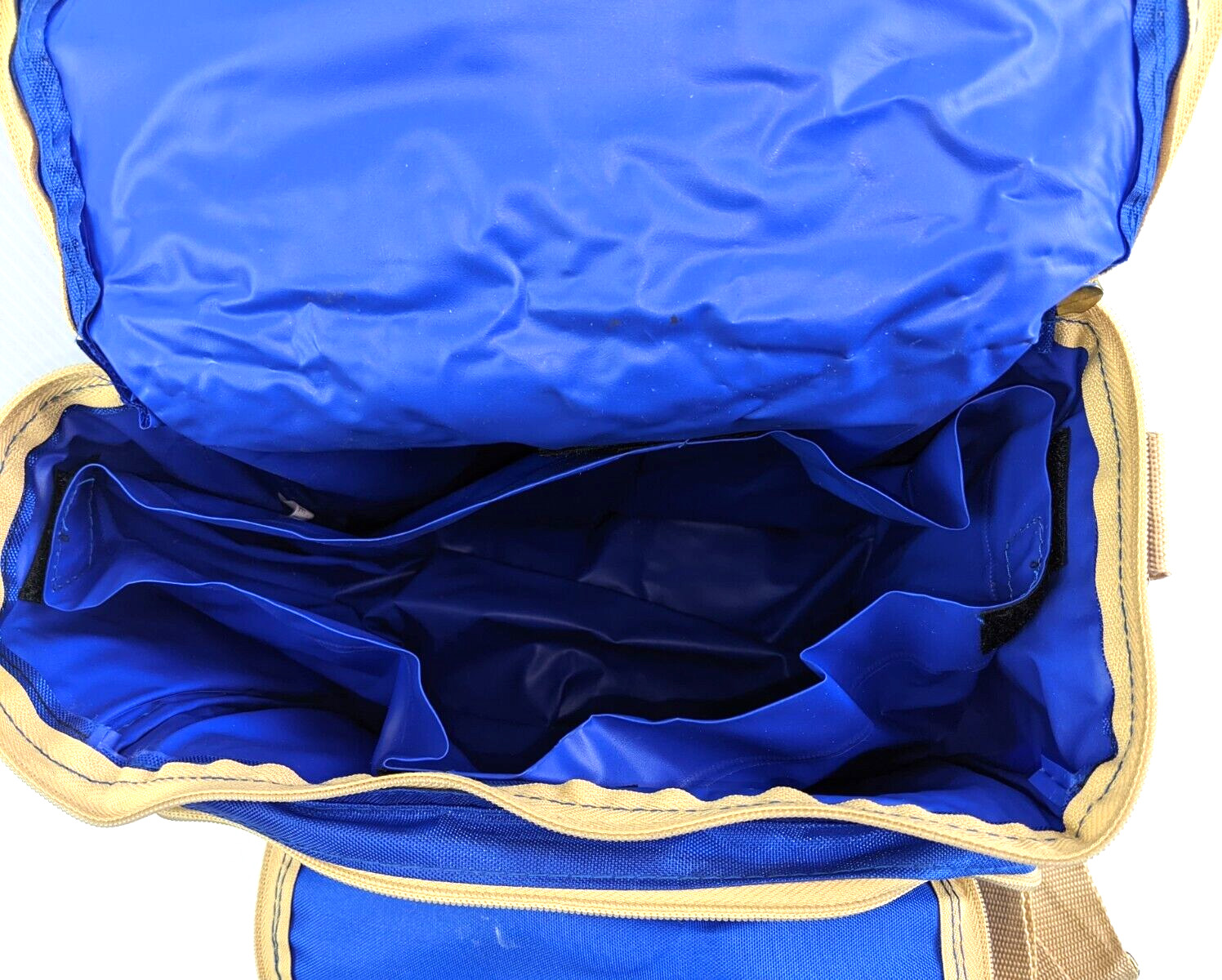 Vintage Carry-on travel bag Mobil Oil logo 1970s Insulated Blue 10″x12″x8″