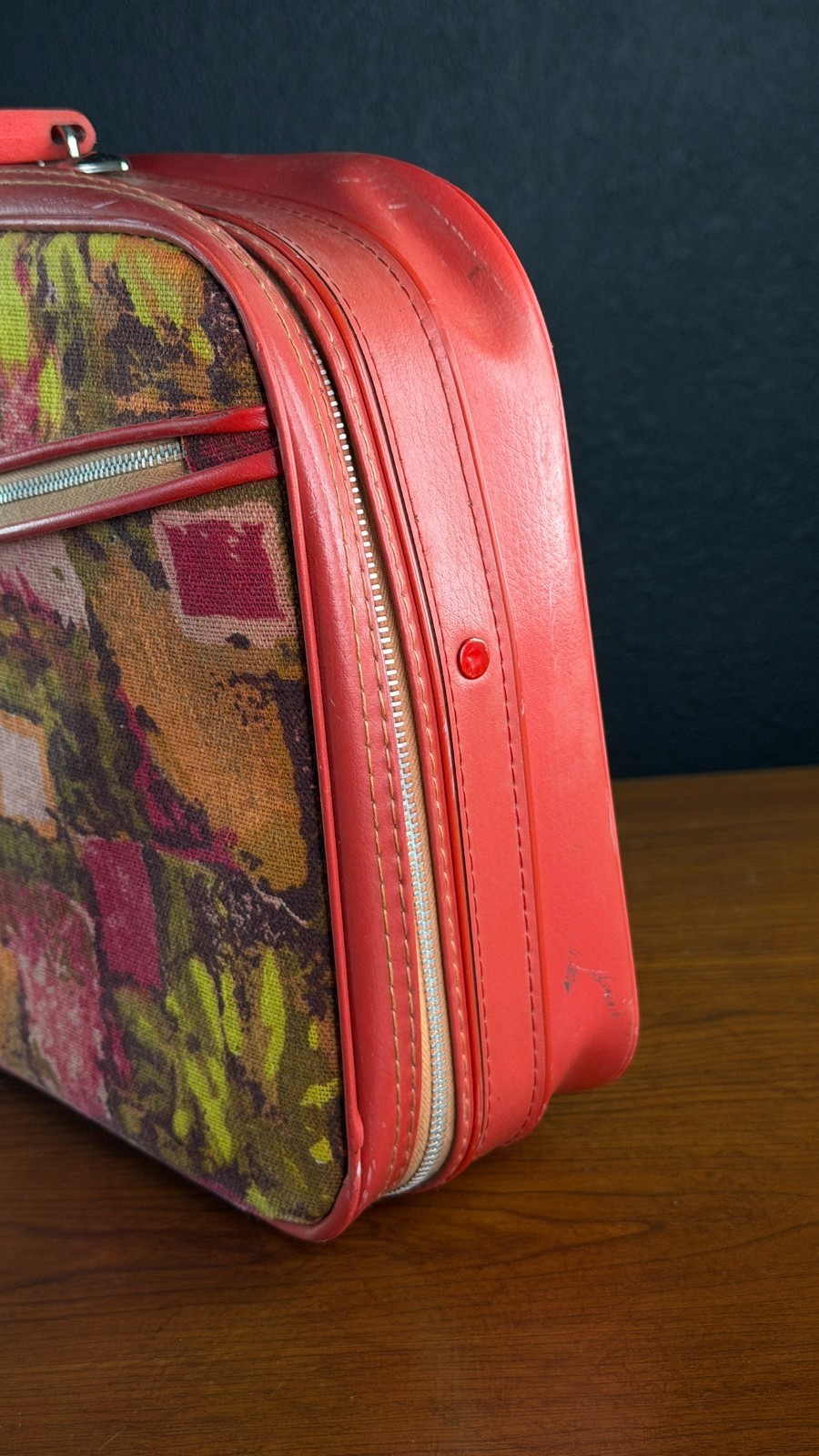 Vintage 1970s small orange suitcase soft fabric child’s train case pink
