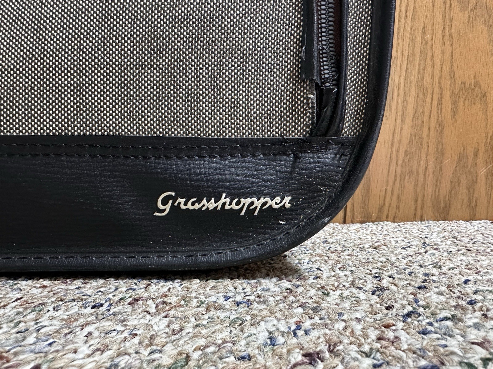 Vintage 1960s Grey Tweed Grasshopper Atlantic Luggage -Zippered Lock Soft side