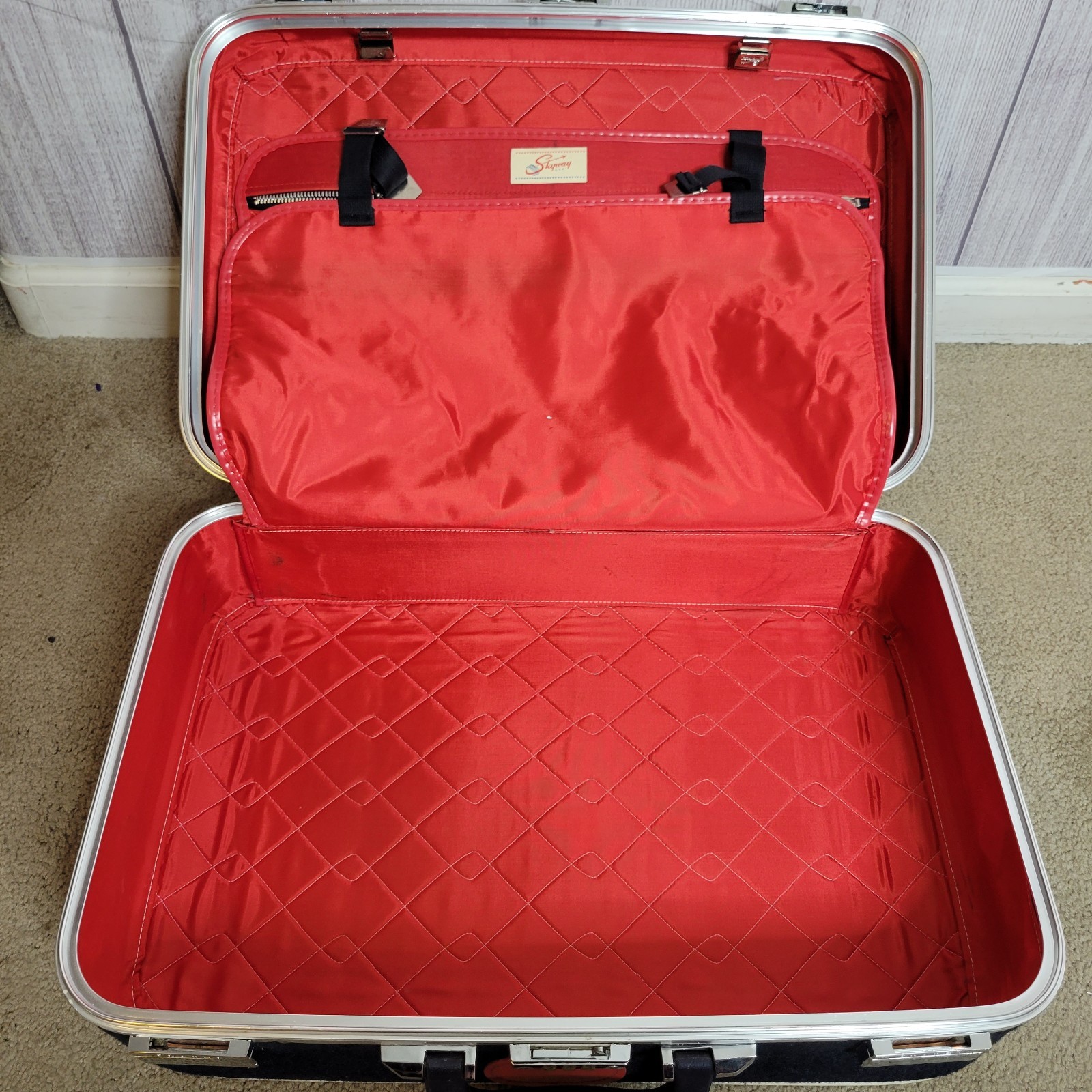 Vintage 60s 70s Skyway Luggage 2 Pc Set – Navy & Red Stripe Spinner Wheels Retro