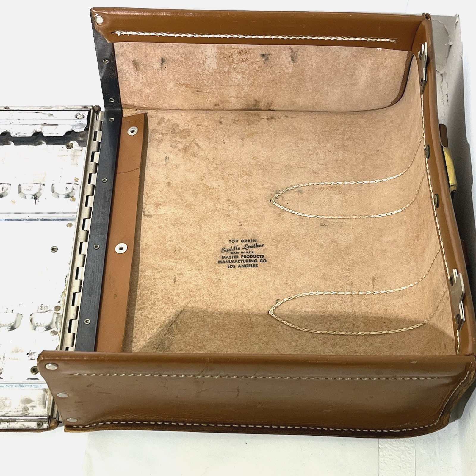Vintage 1950s Master Products Leather Salesman Travel Case Steel Bottom USA