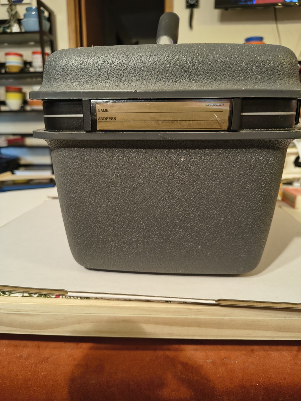 Vintage Grey Samsonite Concord Hard Shell Train Case with Mirror, Tray and KEYS!