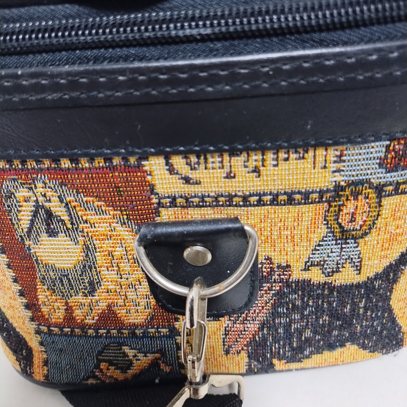 Vintage Tapestry Faithful Companion Toiletry Makeup Bag Case With Lock & 2 Keys