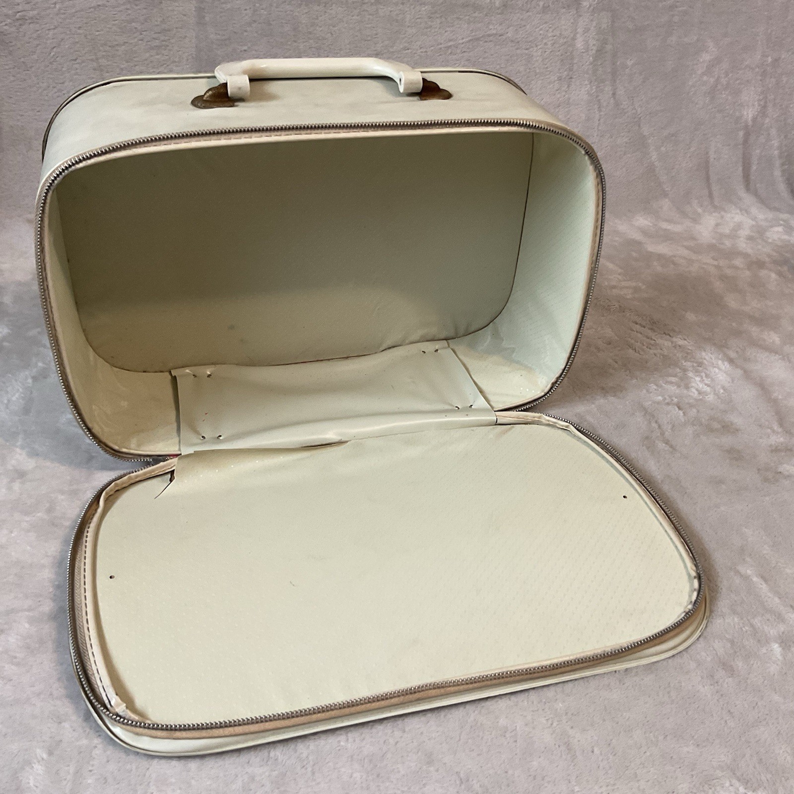 Vtg Suitcase Miss Traveler 1950s Kid Luggage Suitcase Overnight Girl Bike Poodle