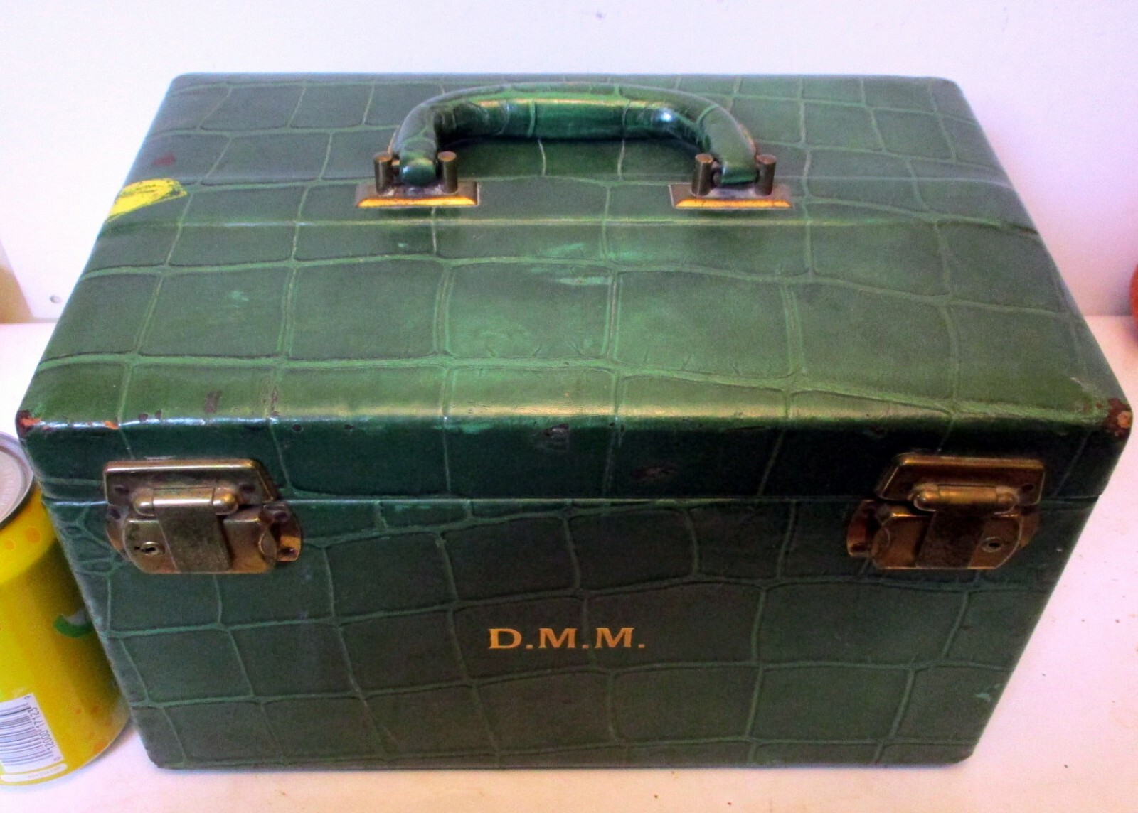 Vtg GLAM VANITY TRAVEL TRAIN CASE Luggage Makeup Cosmetic Faux GREEN CROCODILE