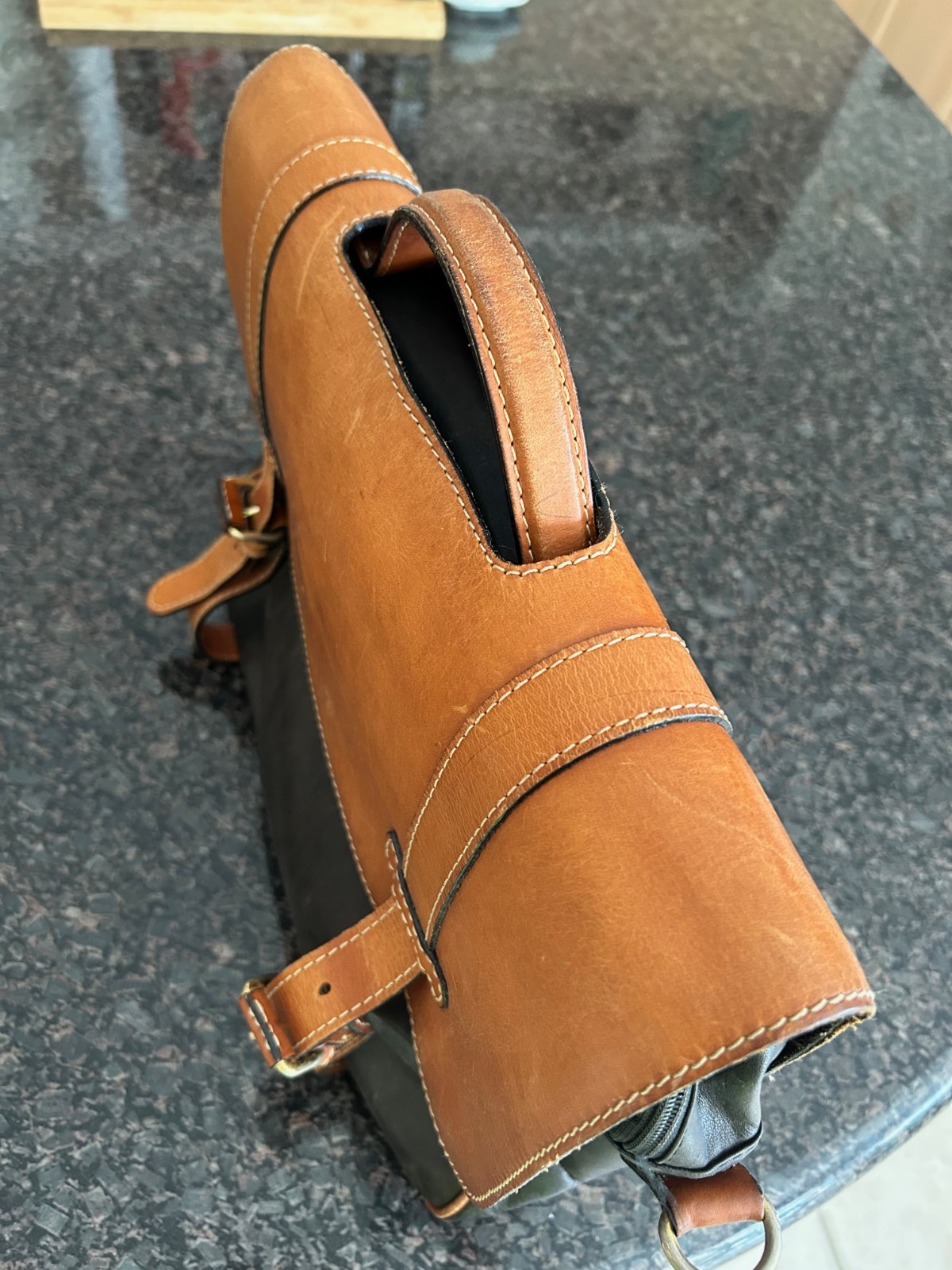 Leather Brief case Brown with strap, satchel