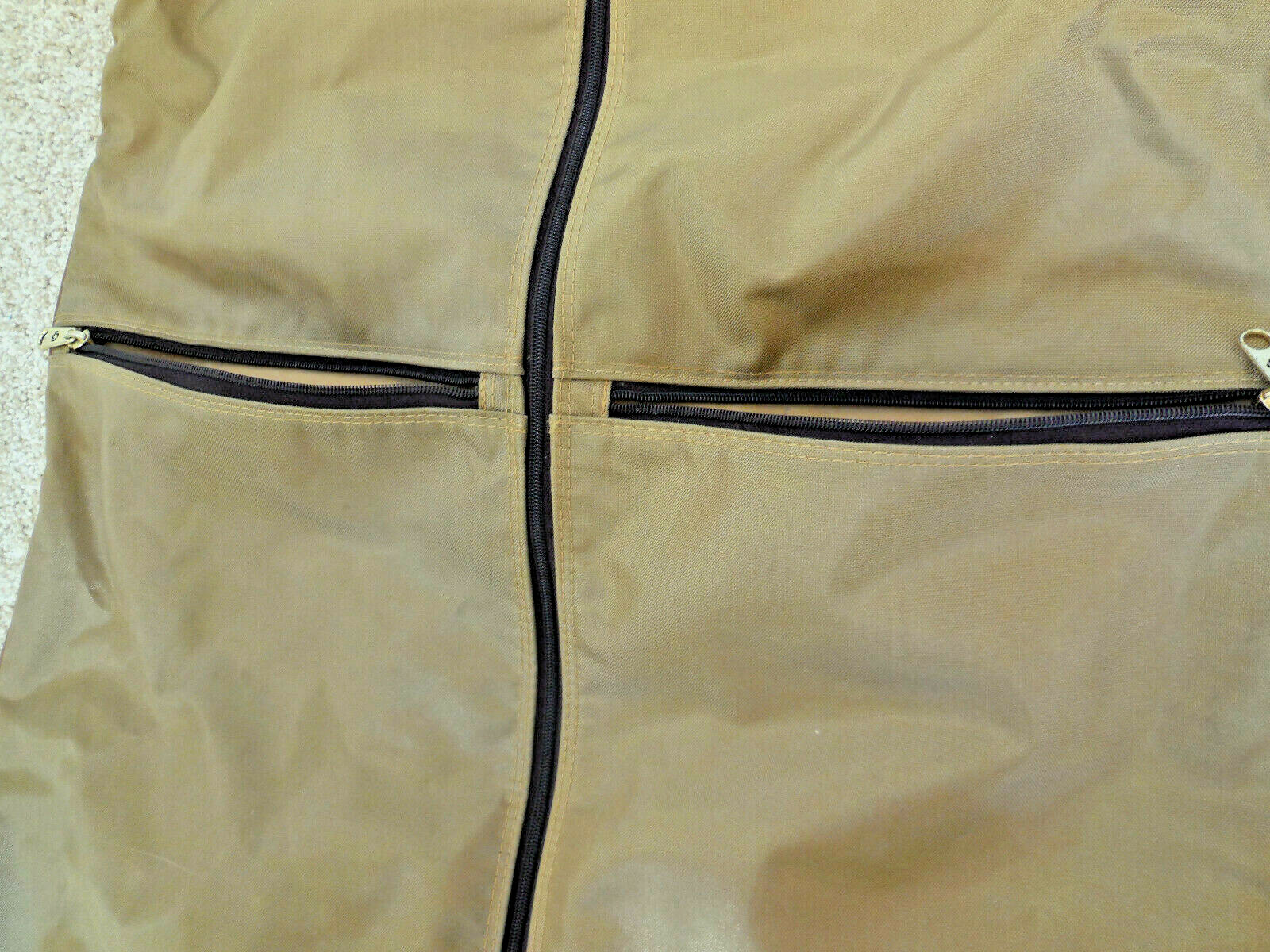 VINTAGE Samsonite SPECIAL EDITION Men Suit Carrier Garment Bag Brown Strap 1980s