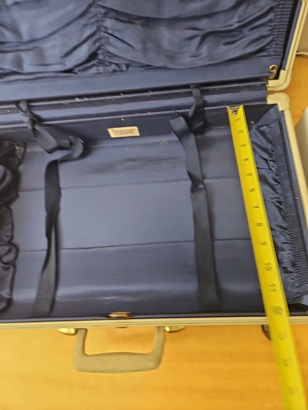 Vintage Samsonite Shwayder 4721 Navy Blue Suitcase Hard Side WB STICKERS