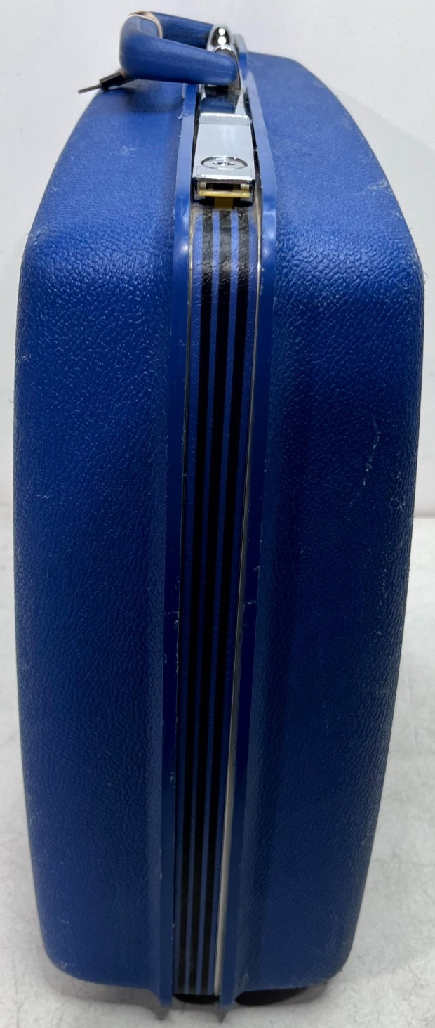 Vintage Samsonite Concord Blue Hard Shell Suitcase Locking Key 20x16x6 W/ Key