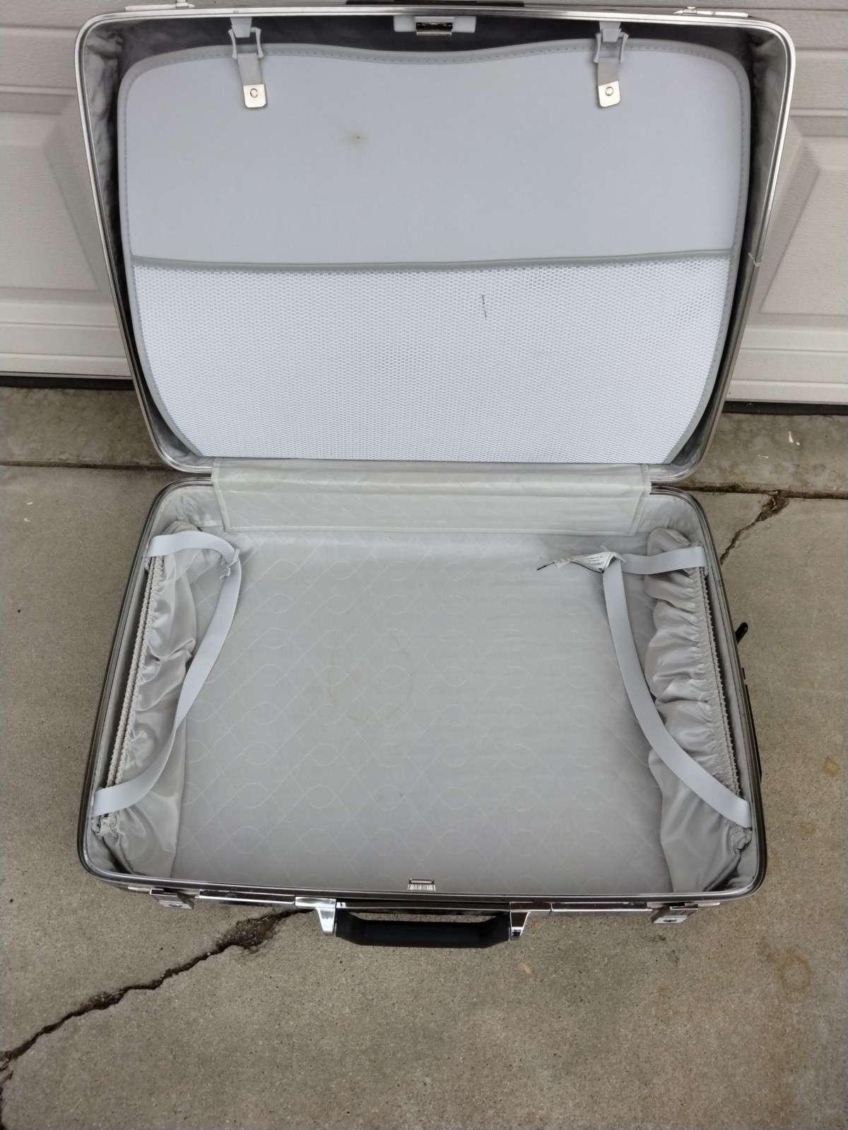 Vintage American Tourister Tiara Ice Blue Large Suitcase Hard Luggage
