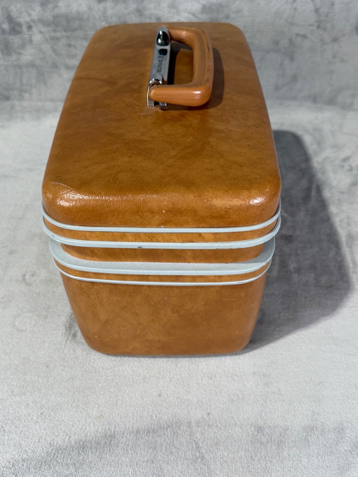 Vintage Samsonite Hard Shell Train Case Vanity Makeup Travel Luggage TAN W/ Keys