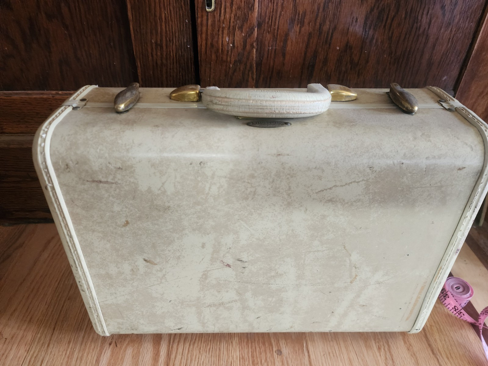 Vintage Samsonite Shwayder Bros Marble Cream 15×10.5×7 Luggage Hard Suitcase