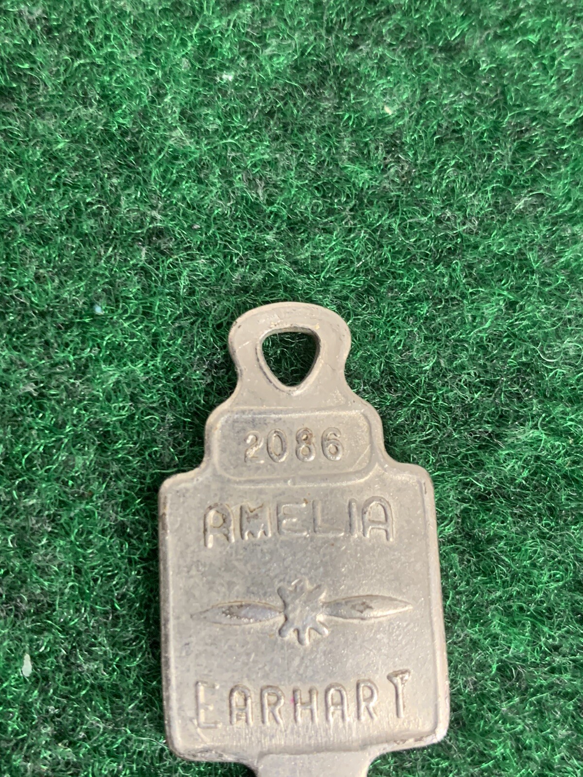 Vintage Amelia Earhart Silver Tone Luggage Key-2086