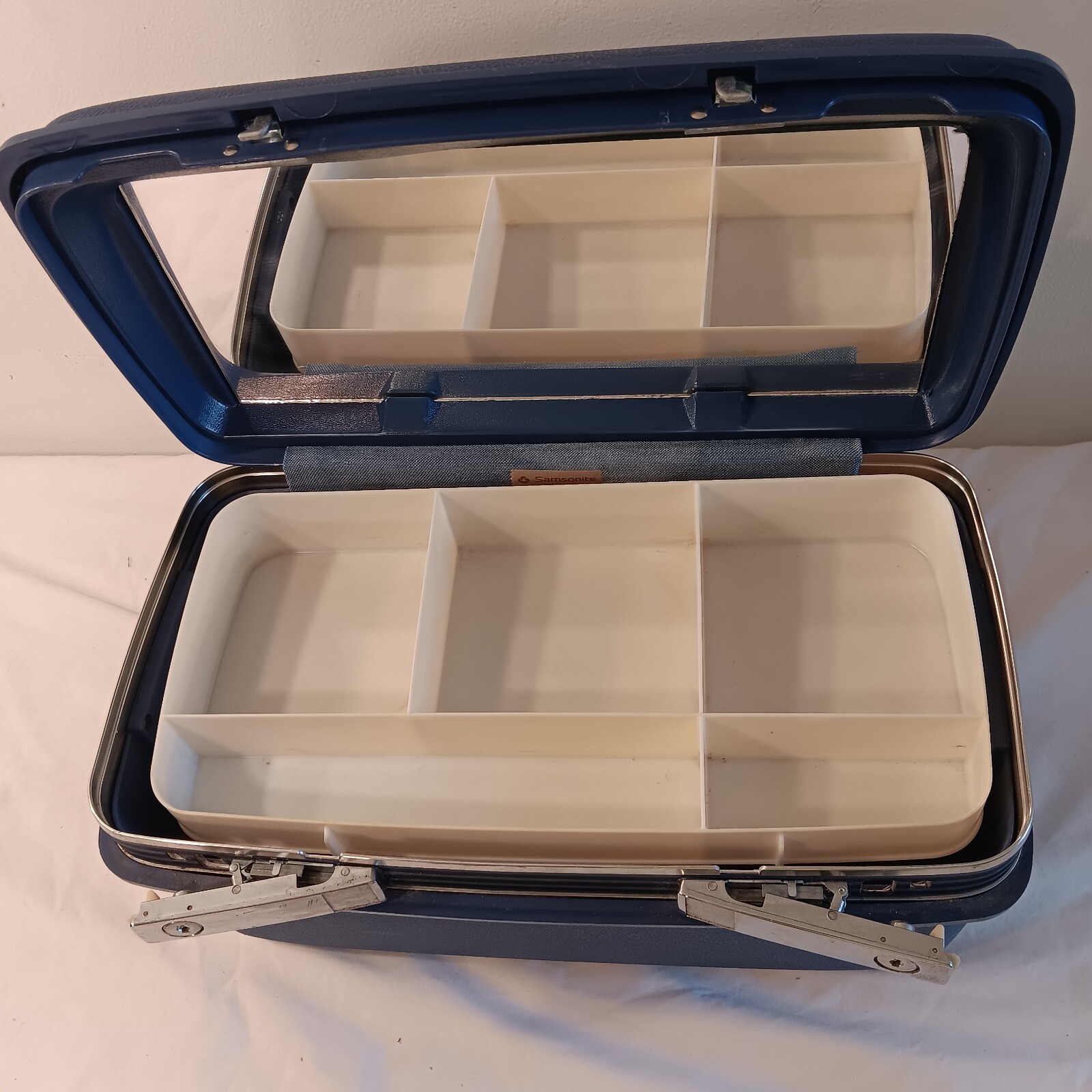Vintage Blue Samsonite Concord Hard Traveling Train Case With Tray No Key