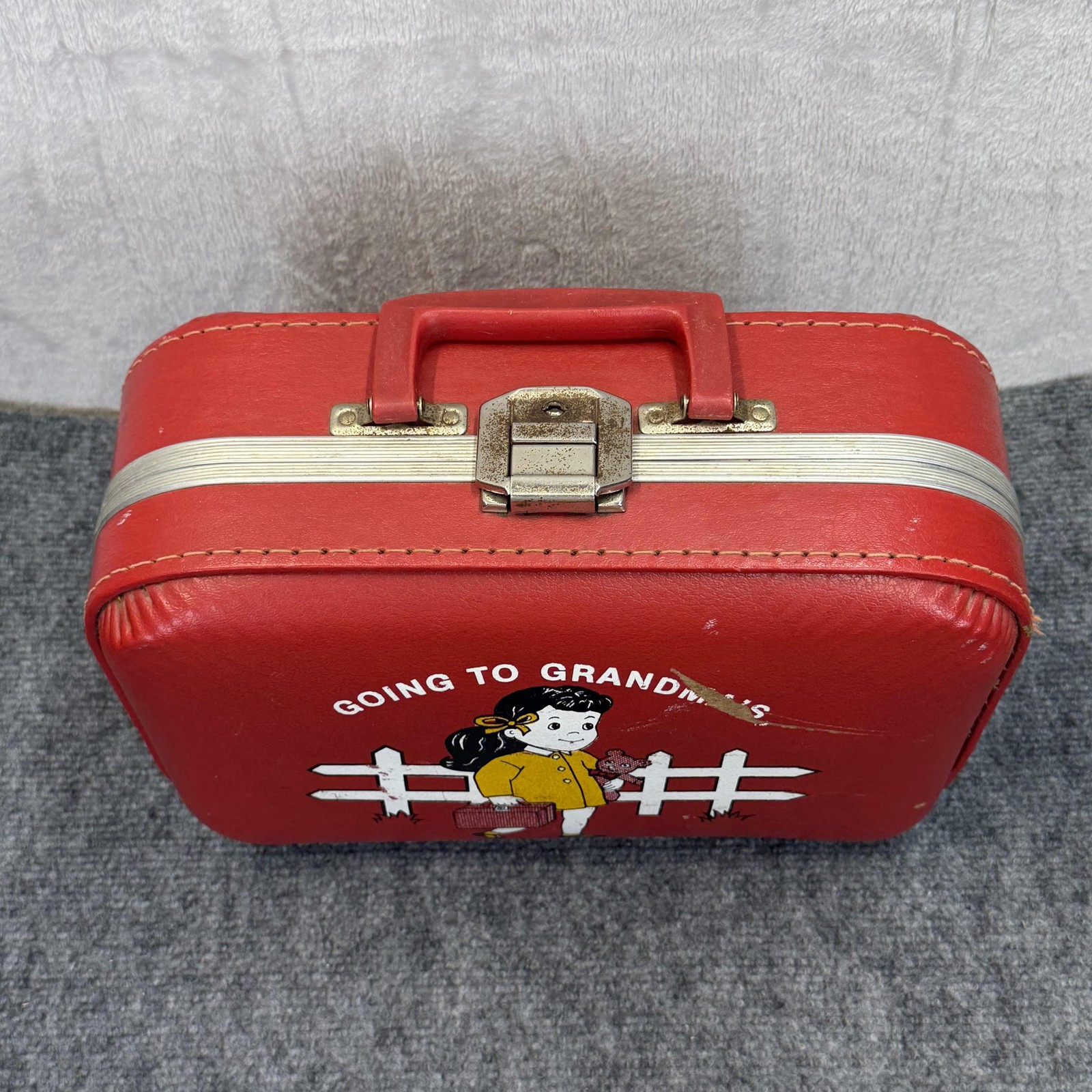 VTG 60s 70s Going To Grandma’s Red Vinyl Kid’s Hard Case Trojan Luggage Travel