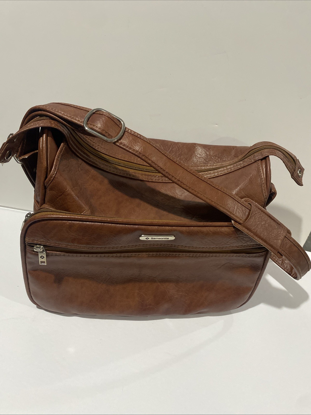 Vintage 1970’s Samsonite Silhouette Il Burgundy Luggage Travel Tote Shoulder Bag