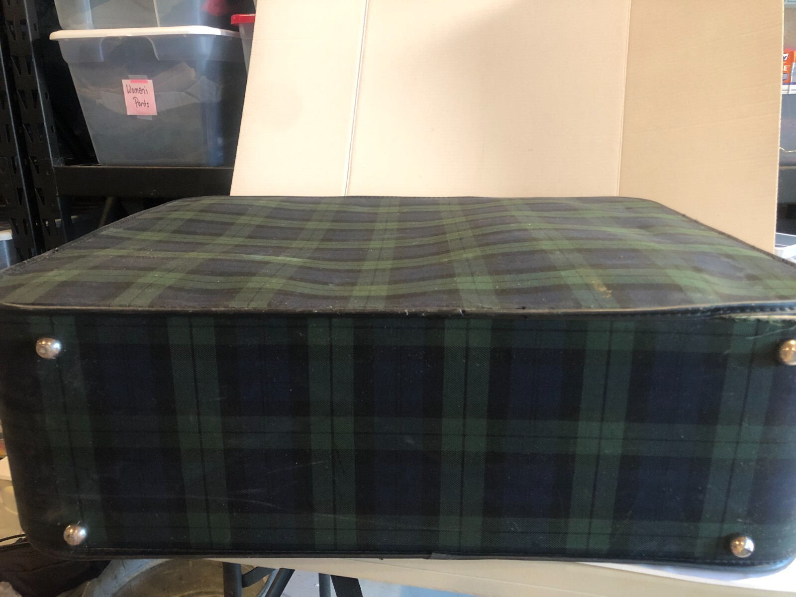 VINTAGE Green/Blue Plaid GRASSHOPPER 28″ x 23″ x 8.5″ Luggage Suitcase w Keys