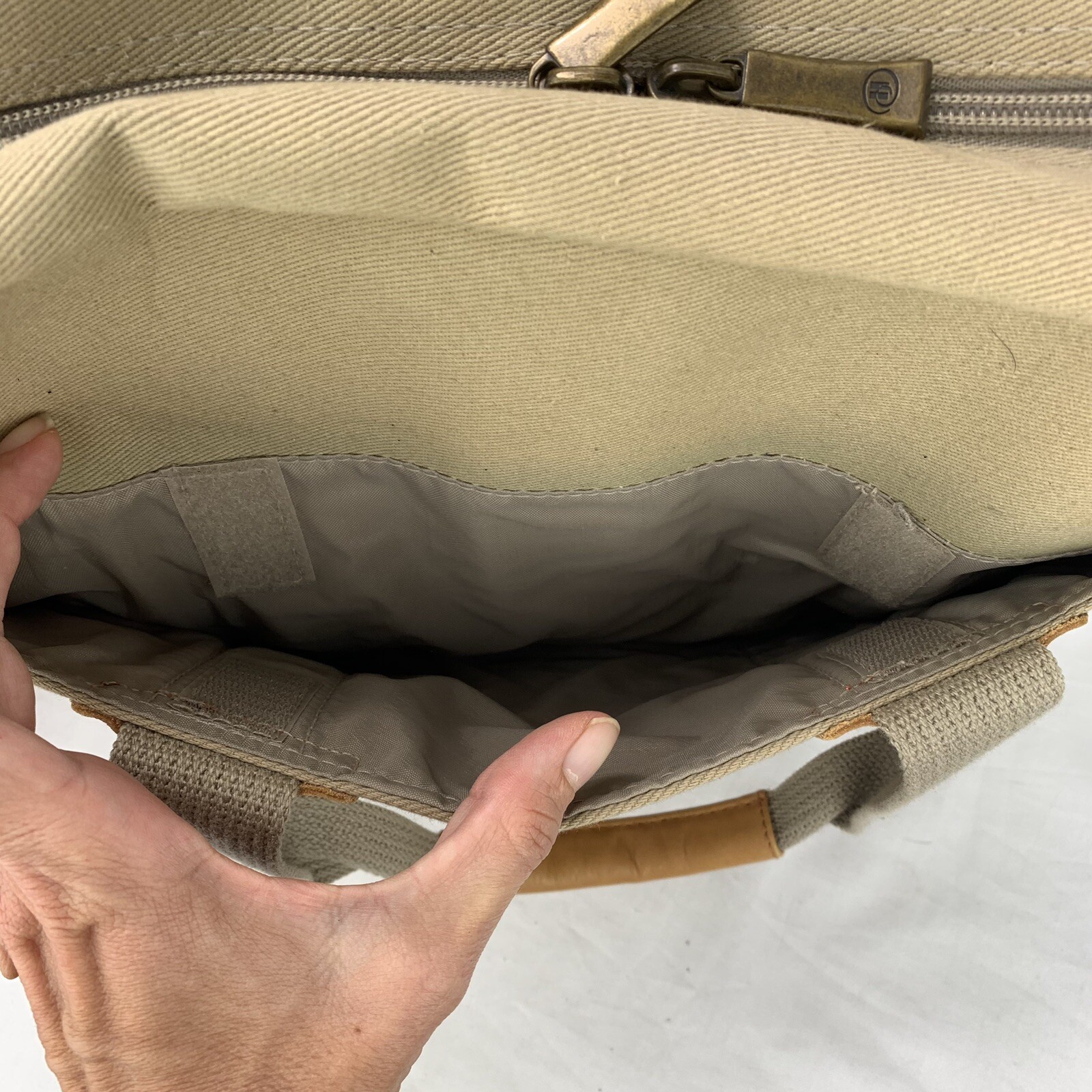 Vintage Hilton Honors Carry On Heavy Canvas Bag Small Overnight 12.5” Tan